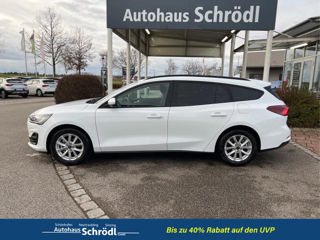 Ford / Focus Turnier / Weiß / / / 1,0 Ltr. - 125 PS EcoBoost 