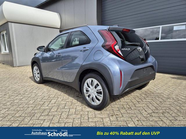 Toyota Aygo X 1.0 VVT-i 72PS Business Edition Sitzheizung AbstandsTempomat Multifunktionslenkrad Klima Radio Bluetooth Touchscreen wireless Apple CarPlay + Android Auto 
