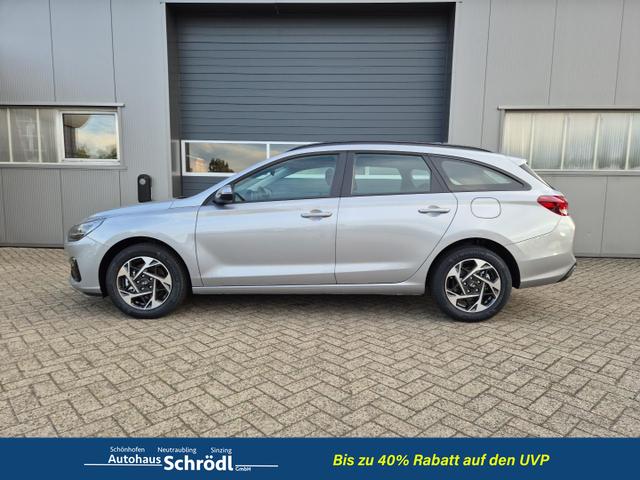 Hyundai i30 Kombi 1.5 T-GDI 95PS Sitzheizung Lenkradheizung Klima Tempomat Navi Apple CarPlay + Android Auto PDC v+h Rückf.Kamera 16-LM 