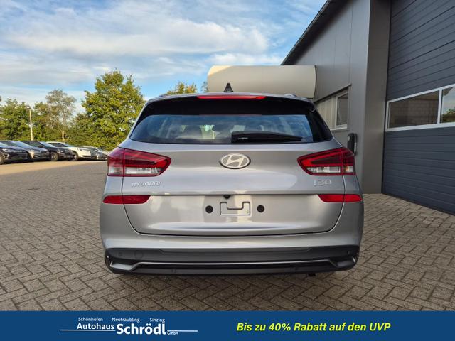 Hyundai i30 Kombi 1.5 T-GDI 95PS Sitzheizung Lenkradheizung Klima Tempomat Navi Apple CarPlay + Android Auto PDC v+h Rückf.Kamera 16-LM 