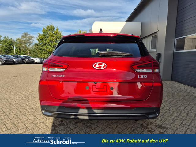 Hyundai i30 Kombi 1.5 T-GDI 95PS Sitzheizung Lenkradheizung Klimaautomatik Tempomat Navi Apple CarPlay + Android Auto PDC v+h Rückf.Kamera 17-LM 