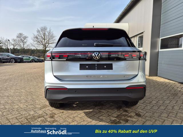 Volkswagen Tiguan Life 1,5 l eHybrid OPF 204PS DSG Design Paket "Dark" LED-Plus-Scheinw. elektr. Heckklappe Sitzheizung v+h Lenkradheizung Frontscheibe beheizb. R&uuml;ckf.Kamera Klimaautomatik VW-Radio Bluetooth wireless Apple CarPlay + Android Auto PDC ACC 2xKeyl 