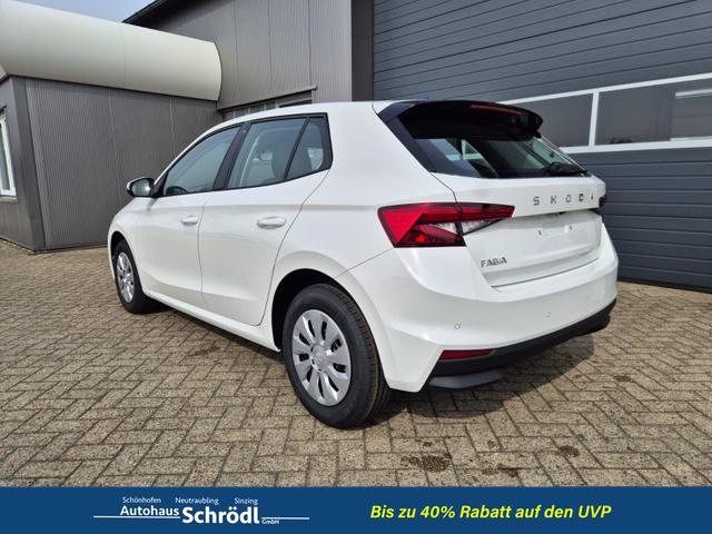 Skoda Fabia 1.0 TSI 95PS Selection 5-t&uuml;rig R&uuml;ckf.Kamera Parksensoren Sitzheizung Multifunktionslenkrad Klima Skoda-Radio Bluetooth Touchscreen Tempomat Nebelsch. Apple CarPlay + Android Auto 