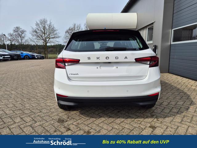 Skoda Fabia 1.0 TSI 95PS Selection 5-t&uuml;rig R&uuml;ckf.Kamera Parksensoren Sitzheizung Multifunktionslenkrad Klima Skoda-Radio Bluetooth Touchscreen Tempomat Nebelsch. Apple CarPlay + Android Auto 