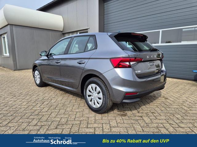 Skoda Fabia 1.0 TSI 95PS Selection 5-t&uuml;rig R&uuml;ckf.Kamera Parksensoren Sitzheizung Multifunktionslenkrad Klima Skoda-Radio Bluetooth Touchscreen Tempomat Nebelsch. Apple CarPlay + Android Auto 