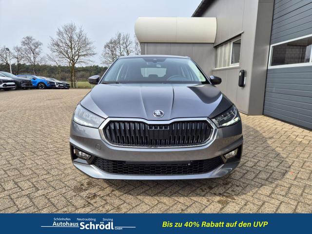 Skoda Fabia 1.0 TSI 95PS Selection 5-t&uuml;rig R&uuml;ckf.Kamera Parksensoren Sitzheizung Multifunktionslenkrad Klima Skoda-Radio Bluetooth Touchscreen Tempomat Nebelsch. Apple CarPlay + Android Auto 