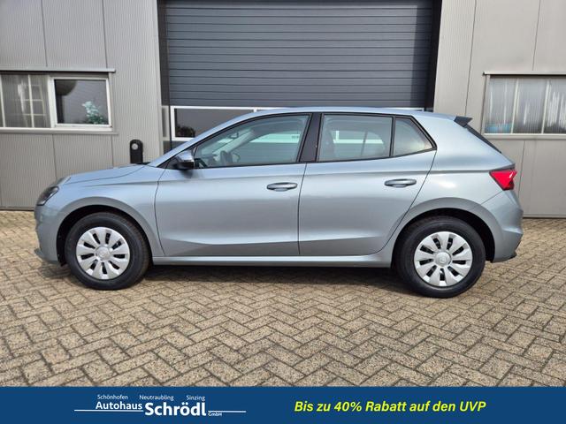 Skoda Fabia 1.0 TSI 95PS Selection 5-t&uuml;rig R&uuml;ckf.Kamera Parksensoren Sitzheizung Multifunktionslenkrad Klima Skoda-Radio Bluetooth Touchscreen Tempomat Nebelsch. Apple CarPlay + Android Auto 