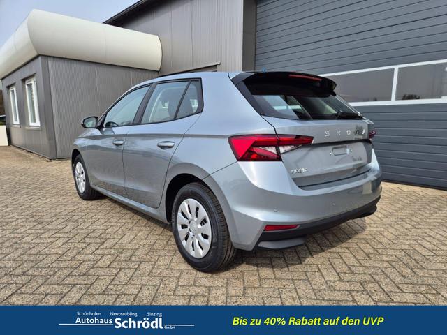 Skoda Fabia 1.0 TSI 95PS Selection 5-t&uuml;rig R&uuml;ckf.Kamera Parksensoren Sitzheizung Multifunktionslenkrad Klima Skoda-Radio Bluetooth Touchscreen Tempomat Nebelsch. Apple CarPlay + Android Auto 