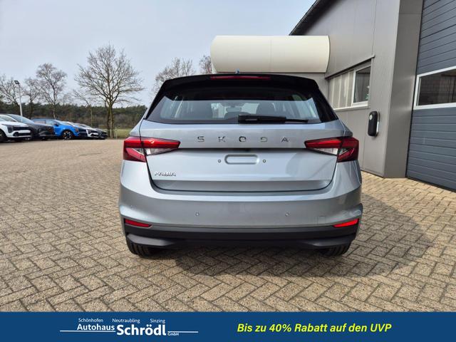 Skoda Fabia 1.0 TSI 95PS Selection 5-t&uuml;rig R&uuml;ckf.Kamera Parksensoren Sitzheizung Multifunktionslenkrad Klima Skoda-Radio Bluetooth Touchscreen Tempomat Nebelsch. Apple CarPlay + Android Auto 