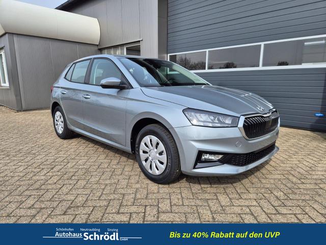Skoda Fabia - 1.0 TSI 95PS Selection 5-t&uuml;rig R&uuml;ckf.Kamera Parksensoren Sitzheizung Multifunktionslenkrad Klima Skoda-Radio Bluetooth Touchscreen Tempomat Nebelsch. Apple CarPlay + Android Auto