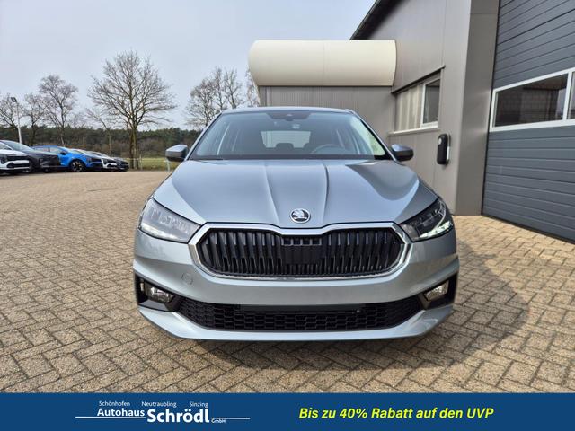 Skoda Fabia 1.0 TSI 95PS Selection 5-t&uuml;rig R&uuml;ckf.Kamera Parksensoren Sitzheizung Multifunktionslenkrad Klima Skoda-Radio Bluetooth Touchscreen Tempomat Nebelsch. Apple CarPlay + Android Auto 