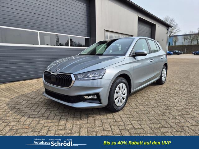 Skoda Fabia 1.0 TSI 95PS Selection 5-t&uuml;rig R&uuml;ckf.Kamera Parksensoren Sitzheizung Multifunktionslenkrad Klima Skoda-Radio Bluetooth Touchscreen Tempomat Nebelsch. Apple CarPlay + Android Auto 