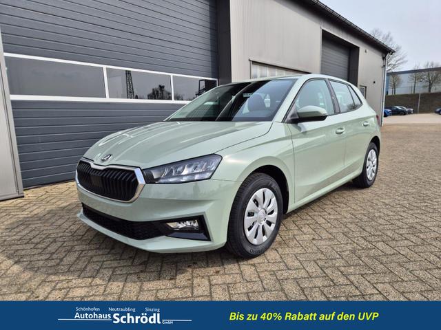 Skoda Fabia 1.0 TSI 95PS Selection 5-t&uuml;rig R&uuml;ckf.Kamera Parksensoren Sitzheizung Multifunktionslenkrad Klima Skoda-Radio Bluetooth Touchscreen Tempomat Nebelsch. Apple CarPlay + Android Auto 