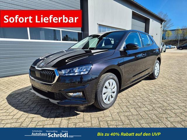 Skoda Fabia - 1.0 TSI 95PS Selection 5-t&uuml;rig R&uuml;ckf.Kamera Parksensoren Sitzheizung Multifunktionslenkrad Klima Skoda-Radio Bluetooth Touchscreen Tempomat Nebelsch. Apple CarPlay + Android Auto