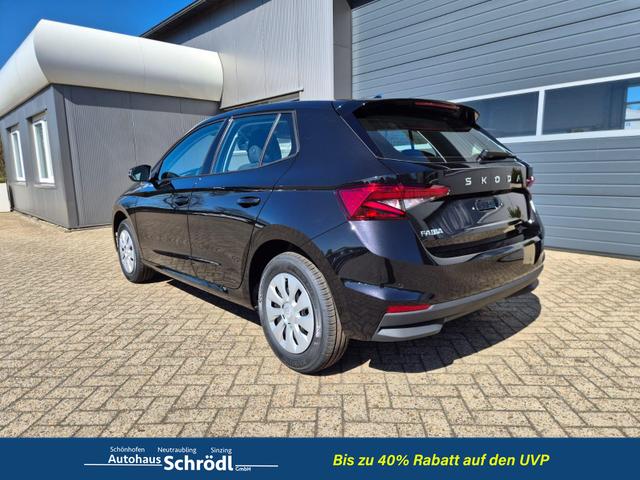 Skoda Fabia 1.0 TSI 95PS Selection 5-t&uuml;rig R&uuml;ckf.Kamera Parksensoren Sitzheizung Multifunktionslenkrad Klima Skoda-Radio Bluetooth Touchscreen Tempomat Nebelsch. Apple CarPlay + Android Auto 