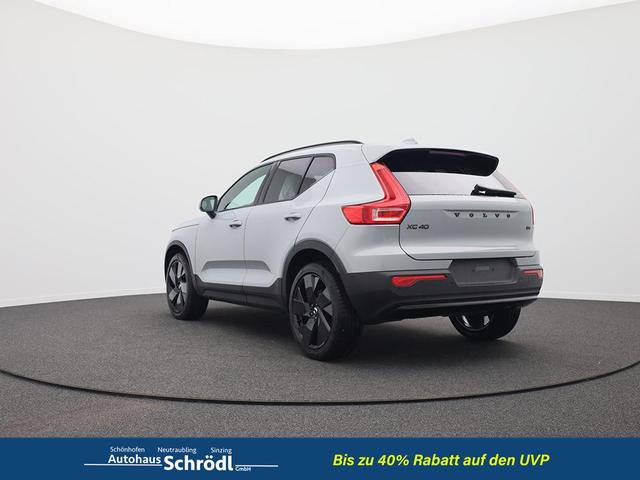 Volvo XC40 2.0 Black Edition Plus B4 Mild-Hybrid 197PS Automatik elektr. PanoDach R&uuml;ckf.Kamera PDC v+h ACC el.Heckklappe Harman/Kardon-Sound Klimaautomatik Sitzheizung Lenkradheizung Apple CarPlay Android Auto 20-LM 