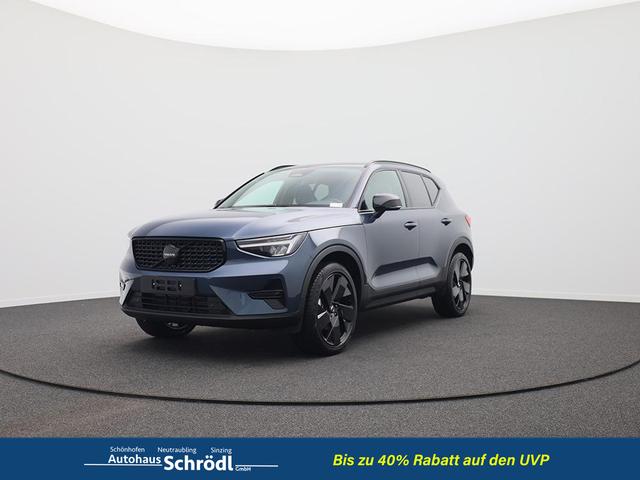 Volvo XC40 - 2.0 Black Edition Plus B4 Mild-Hybrid 197PS Automatik elektr. PanoDach R&uuml;ckf.Kamera PDC v+h ACC el.Heckklappe Harman/Kardon-Sound Klimaautomatik Sitzheizung Lenkradheizung Apple CarPlay Android Auto 20-LM