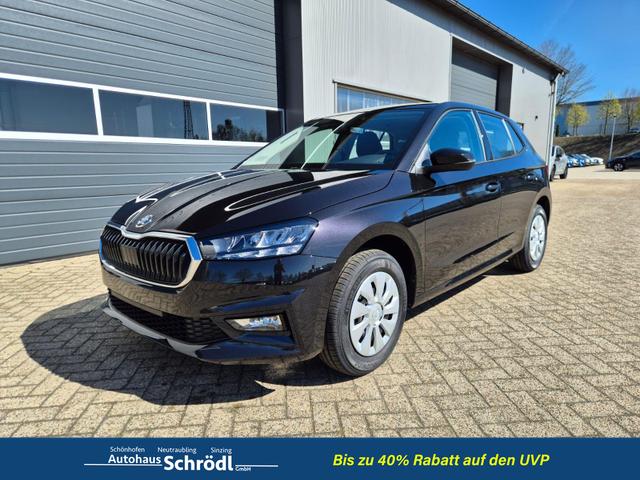 Skoda Fabia - 1.0 TSI 95PS Selection 5-t&uuml;rig R&uuml;ckf.Kamera Parksensoren Sitzheizung Multifunktionslenkrad Klima Skoda-Radio Bluetooth Touchscreen Tempomat Nebelsch. Apple CarPlay + Android Auto