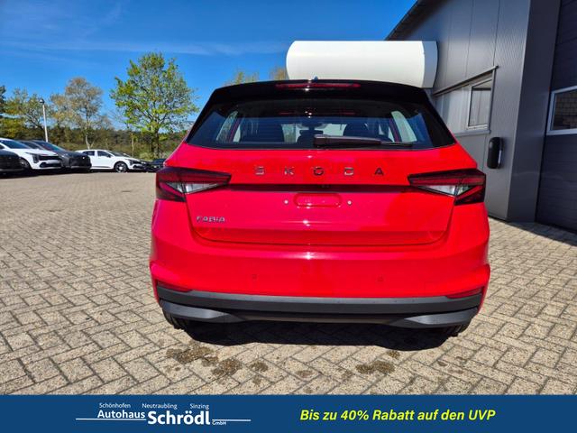 Skoda Fabia 1.0 TSI 95PS Selection 5-t&uuml;rig R&uuml;ckf.Kamera Parksensoren Sitzheizung Multifunktionslenkrad Klima Skoda-Radio Bluetooth Touchscreen Tempomat Nebelsch. Apple CarPlay + Android Auto 