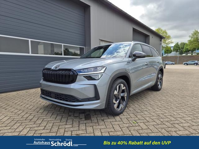 Skoda Kodiaq - Sportline 1.5 TSI 204PS PHEV DSG schwenkb. AHK elektr. PanoDach HUD Alcantara PDC v+h 360&deg;Kamera CANTON Sound Klimaautomatik Sitzheizung Lenkradheizung Navi Apple CarPlay Android Auto 2xKeyless 19"LM vollelektr. Reichweite 116KM