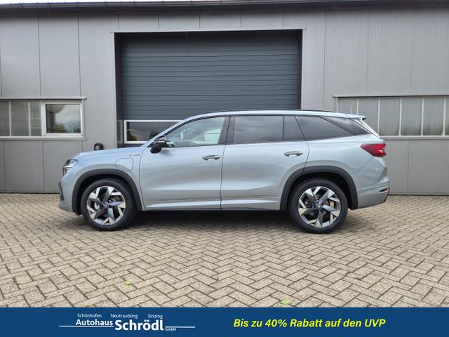 Skoda Kodiaq Sportline 1.5 TSI 204PS PHEV DSG schwenkb. AHK elektr. PanoDach HUD Alcantara PDC v+h 360&deg;Kamera CANTON Sound Klimaautomatik Sitzheizung Lenkradheizung Navi Apple CarPlay Android Auto 2xKeyless 19"LM vollelektr. Reichweite 116KM 