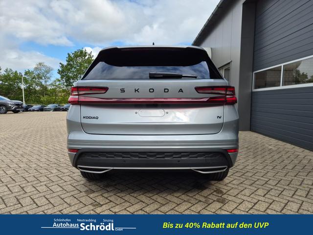 Skoda Kodiaq Sportline 1.5 TSI 204PS PHEV DSG schwenkb. AHK elektr. PanoDach HUD Alcantara PDC v+h 360&deg;Kamera CANTON Sound Klimaautomatik Sitzheizung Lenkradheizung Navi Apple CarPlay Android Auto 2xKeyless 19"LM vollelektr. Reichweite 116KM 