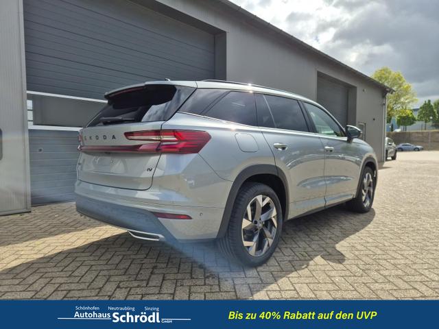Skoda Kodiaq Sportline 1.5 TSI 204PS PHEV DSG schwenkb. AHK elektr. PanoDach HUD Alcantara PDC v+h 360&deg;Kamera CANTON Sound Klimaautomatik Sitzheizung Lenkradheizung Navi Apple CarPlay Android Auto 2xKeyless 19"LM vollelektr. Reichweite 116KM 