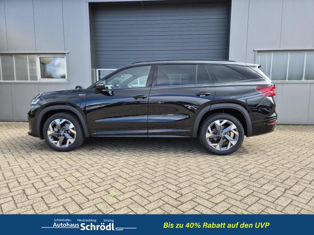 Skoda Kodiaq Sportline 1.5 TSI 204PS PHEV DSG schwenkb. AHK elektr. PanoDach HUD Alcantara PDC v+h 360&deg;Kamera CANTON Sound Klimaautomatik Sitzheizung Lenkradheizung Navi Apple CarPlay Android Auto 2xKeyless 19"LM vollelektr. Reichweite 116KM 