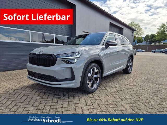 Skoda Kodiaq - Sportline 1.5 TSI 204PS PHEV DSG schwenkb. AHK elektr. PanoDach HUD Alcantara PDC v+h 360&deg;Kamera CANTON Sound Klimaautomatik Sitzheizung Lenkradheizung Navi Apple CarPlay Android Auto 2xKeyless 19"LM vollelektr. Reichweite 116KM
