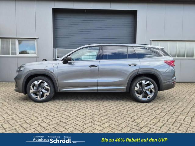 Skoda Kodiaq Sportline 1.5 TSI 204PS PHEV DSG schwenkb. AHK elektr. PanoDach HUD Alcantara PDC v+h 360&deg;Kamera CANTON Sound Klimaautomatik Sitzheizung Lenkradheizung Navi Apple CarPlay Android Auto 2xKeyless 19"LM vollelektr. Reichweite 116KM 
