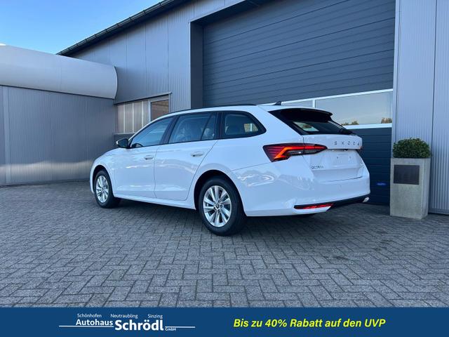 Skoda Octavia Combi 1.5 TSI 150PS m-HEV DSG Selection AHK Klimaautomatik ACC PDC v+h R&uuml;ckf.Kamera Sitzheizung TWA Apple CarPlay Android Auto 16"LM 