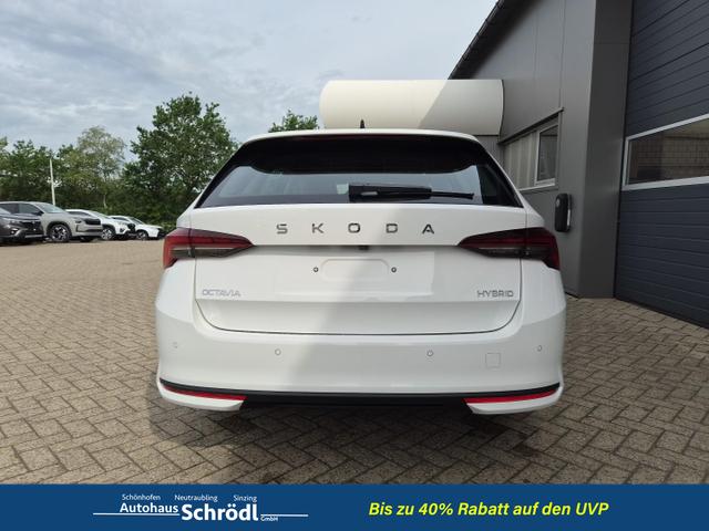 Skoda Octavia Combi 1.5 TSI 150PS m-HEV DSG Selection AHK Klimaautomatik ACC PDC v+h R&uuml;ckf.Kamera Sitzheizung TWA Apple CarPlay Android Auto 16"LM 