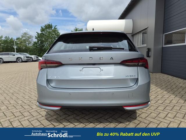 Skoda Octavia Combi 1.5 TSI 150PS m-HEV DSG Selection AHK Klimaautomatik ACC PDC v+h R&uuml;ckf.Kamera Sitzheizung TWA Apple CarPlay Android Auto 16"LM 