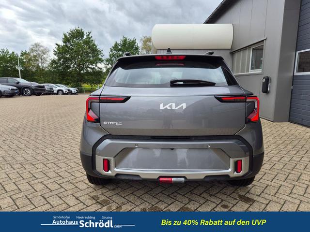 Kia Stonic 1.0 T-GDI MHEV 115PS NEUES MODELL Sitzheizung Lenkradheizung PDC v+h R&uuml;ckf.Kamera Klima Bluetooth Touchscreen Apple CarPlay Android Auto Tempomat 16"LM 