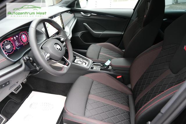 Skoda Octavia Combi RS Schwarz 