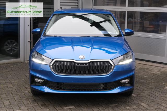 Skoda Fabia Blau 