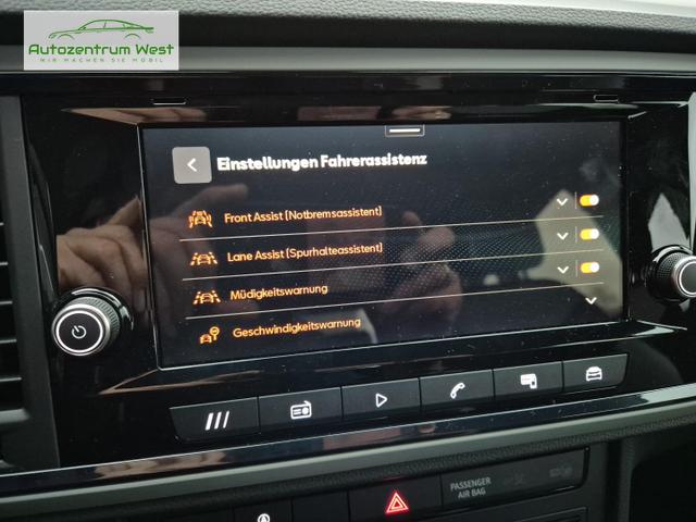 Seat Ateca 1.0 TSI 116PS Reference Klimaautomatik Sitzheizung Lenkradheizung Anschlussgarantie PDC Bluetooth Touchscreen Apple CarPlay Android Auto Tempomat 16"LM 
