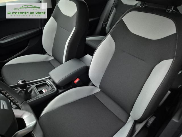 Seat Ateca 1.0 TSI 116PS Reference Klimaautomatik Sitzheizung Lenkradheizung Anschlussgarantie PDC Bluetooth Touchscreen Apple CarPlay Android Auto Tempomat 16"LM 