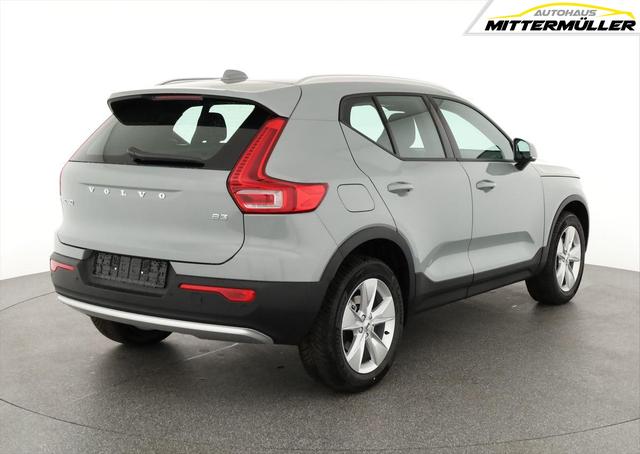 Volvo XC40 Core 2WD B3 Mild-Hybrid Core, Navi, LED, Winter, Kamera, el. Klappe 