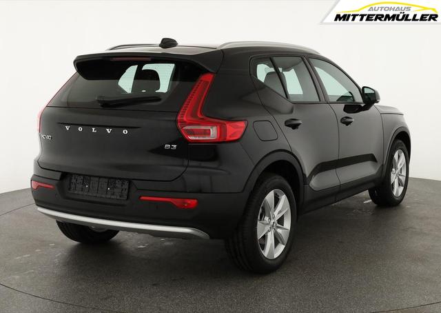 Volvo XC40 Core 2WD B3 Mild-Hybrid Core, Navi, LED, Winter, Kamera, el. Klappe 