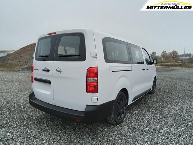 Opel Vivaro Kombi 9-Sitzer Lang 2.0 Diesel 8-Gang Automatikgetriebe 