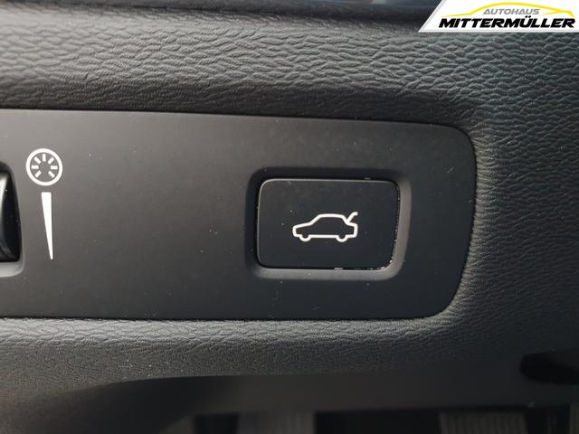 Volvo XC60 Core AWD XC 60 B4 Standheizung AHK 