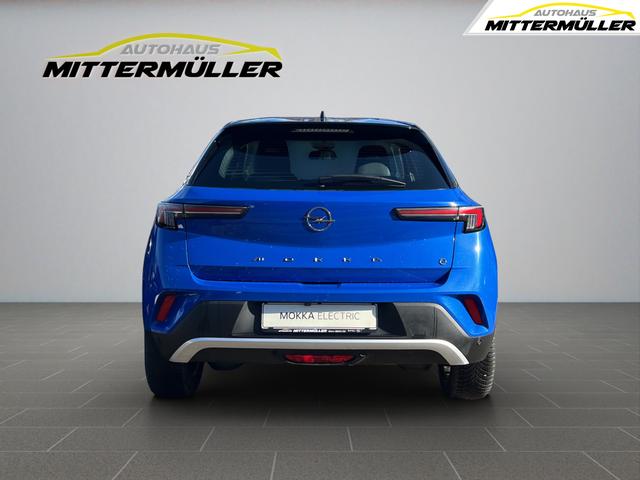 Opel Mokka Electric Elegance 11 KW Standheizung Navi 8 Fach bereift 