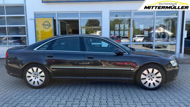 Audi A8 4.2 quattro Navi Standheizung Leder 