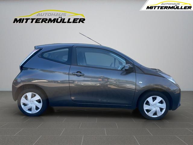 Toyota Aygo 1.0 VVT-i x-play Klima 