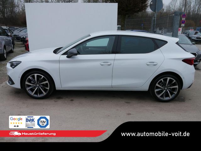 SEAT Leon FR 2.0 TDI DSG*RFK*NAVI*TEMPOMAT*TRAVEL ASSIST* FULL LINK* KEYLESS-GO* 