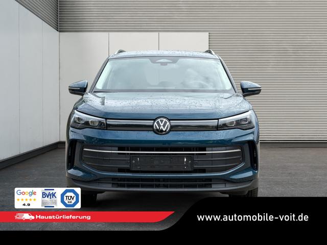 Volkswagen / Tiguan / Blau / / / DSG+4Motion+KAMERA+18ALU+DCC+LED
