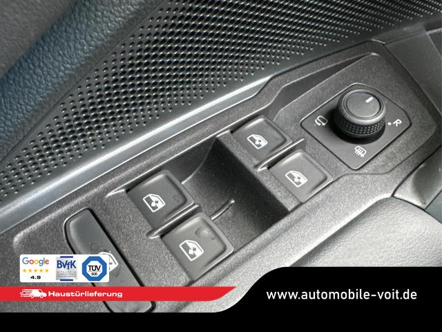 Volkswagen / Tiguan / Blau / / / DSG+4Motion+KAMERA+18ALU+DCC+LED