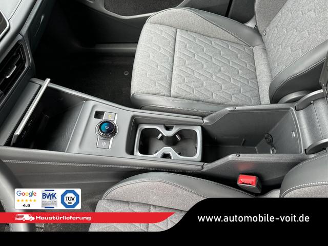 Volkswagen / Tiguan / Blau / / / DSG+4Motion+KAMERA+18ALU+DCC+LED
