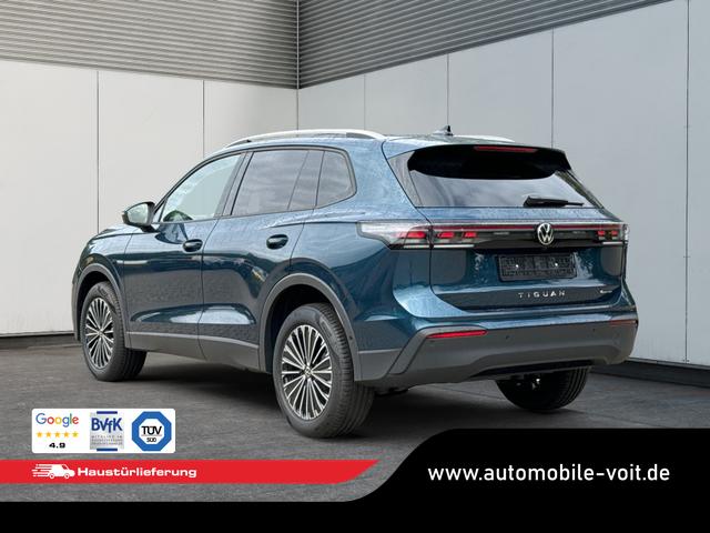 Volkswagen / Tiguan / Blau / / / DSG+4Motion+KAMERA+18ALU+DCC+LED